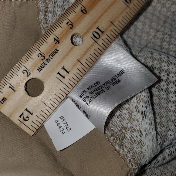 Orvis Jackson Convertible Shorts Women's 10 Shitake Beige Nylon Hiking Quick-Dry - Picture 6 of 9